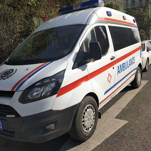 东方华侨农场品质救护车出租,为您的健康出行负责