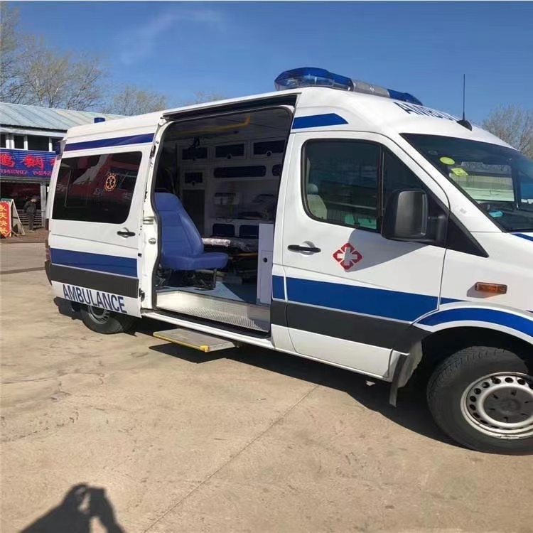 东方华侨农场私人长途救护车出租转院回家